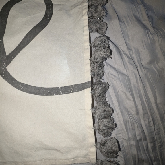 Be Grateful Long Table Runner Everyday Holiday Thanksgiving Urban Farmhouse Gray - Picture 5 of 10